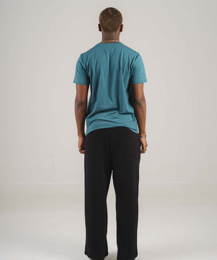 Regular T-shirt — 100% Cotton