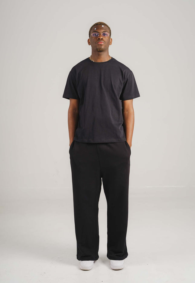Regular T-shirt — 100% Cotton