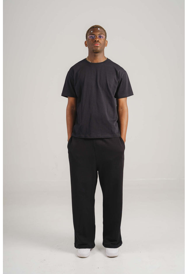 Regular T-shirt — 100% Cotton
